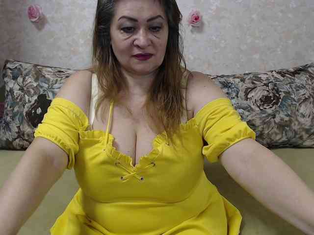 hugenipple webcam