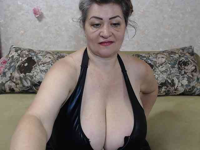 hugenipple webcam