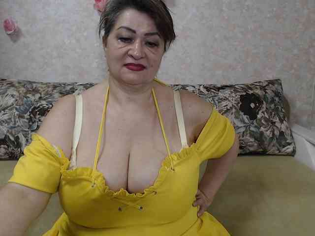 hugenipple webcam