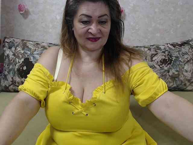 hugenipple webcam