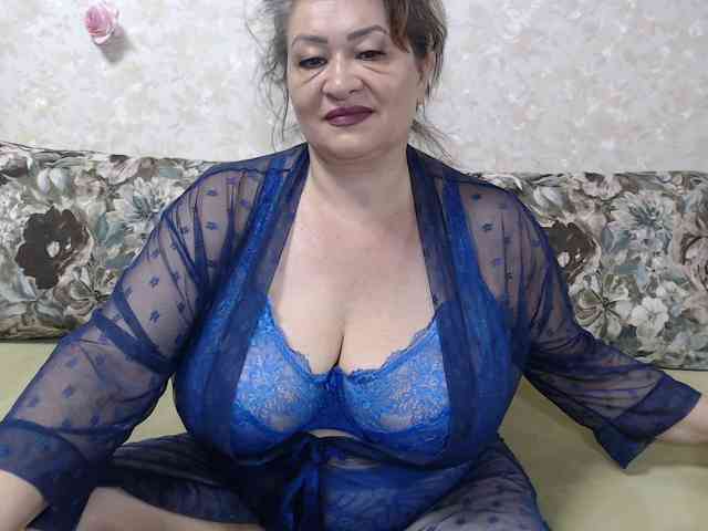 hugenipple webcam