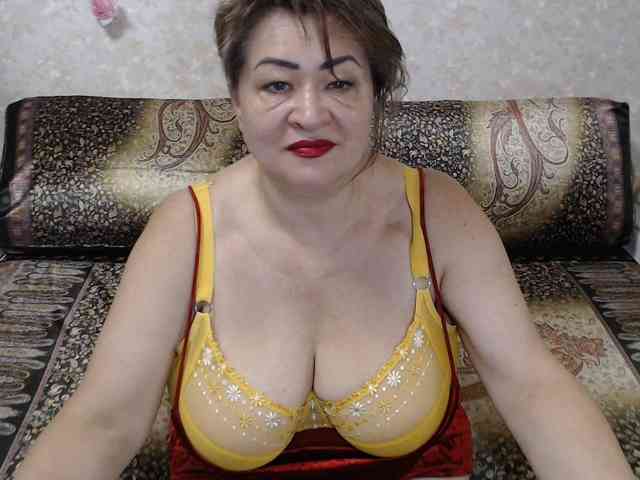 hugenipple webcam