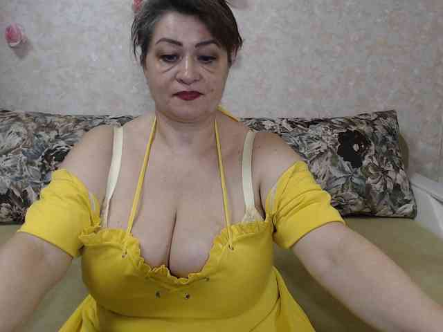 hugenipple webcam