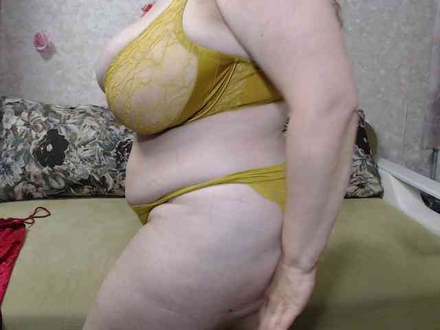 hugenipple webcam