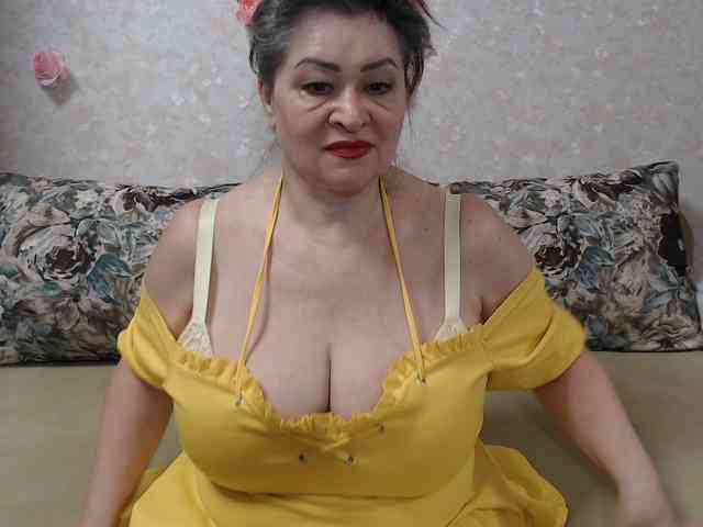 hugenipple webcam