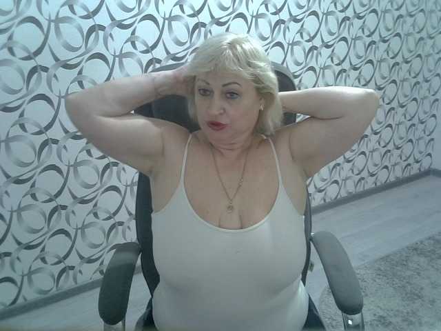helen88888 live cam on BongaCams