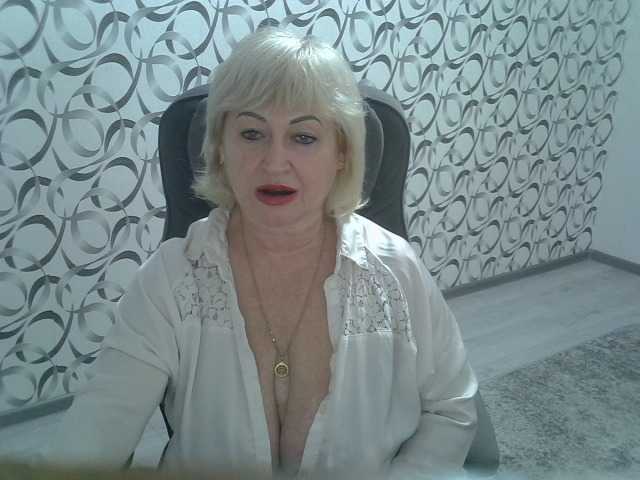 helen88888 live cam on BongaCams