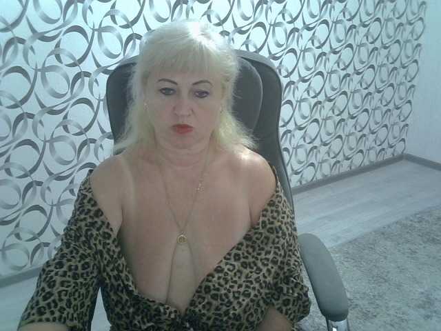 helen88888 live cam on BongaCams