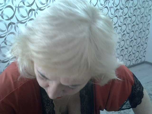 helen88888's BongaCams show and profile