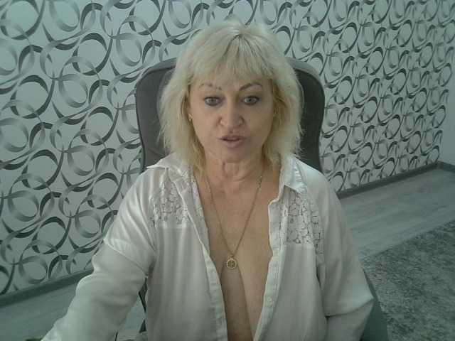 helen88888 live cam on BongaCams