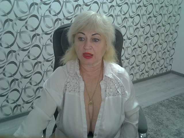 helen88888 live cam on BongaCams