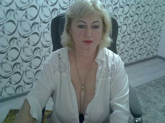 helen88888 live cam on BongaCams