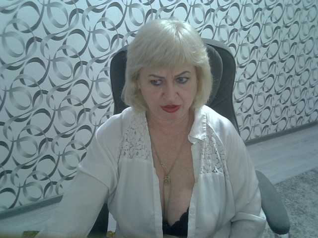 helen88888 live cam on BongaCams