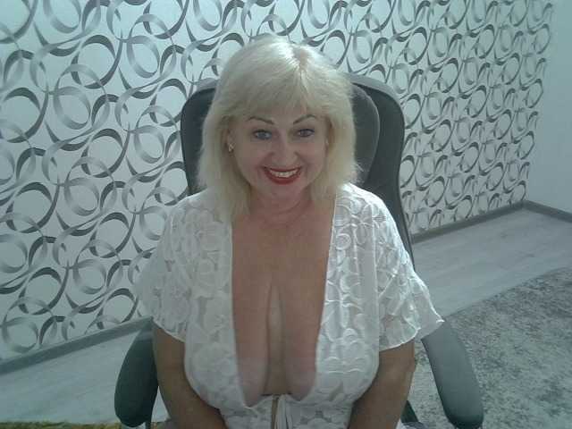 helen88888 live sex show
