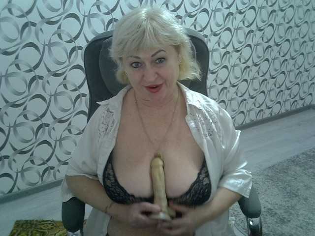 helen88888 live cam on BongaCams