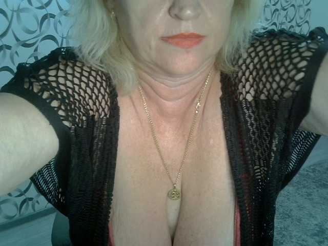 helen88888 live cam on BongaCams