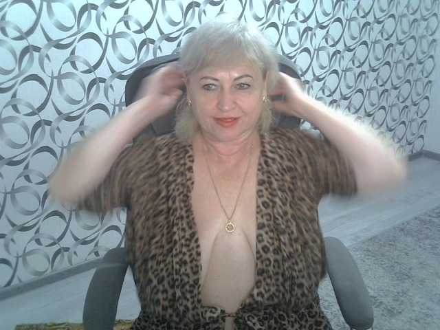helen88888 live cam on BongaCams