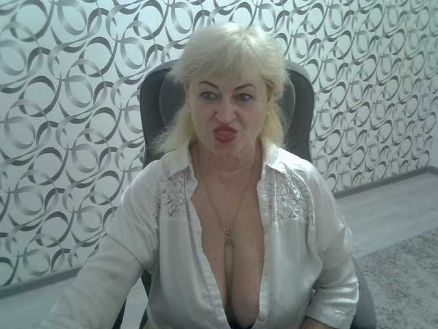 helen88888 live cam on BongaCams