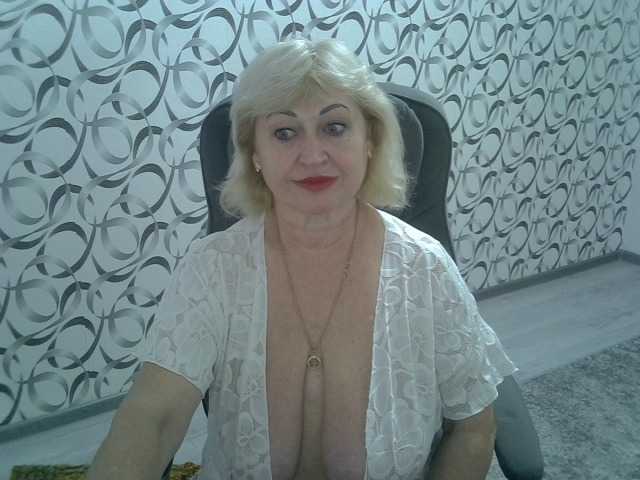 helen88888 live cam on BongaCams
