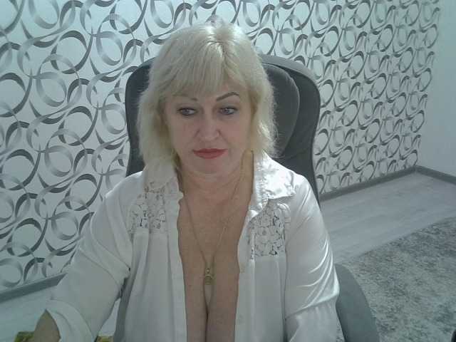 helen88888 live cam on BongaCams