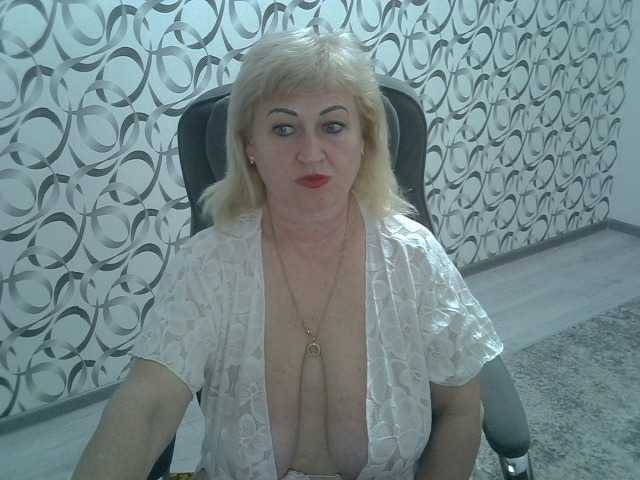 helen88888 live cam on BongaCams