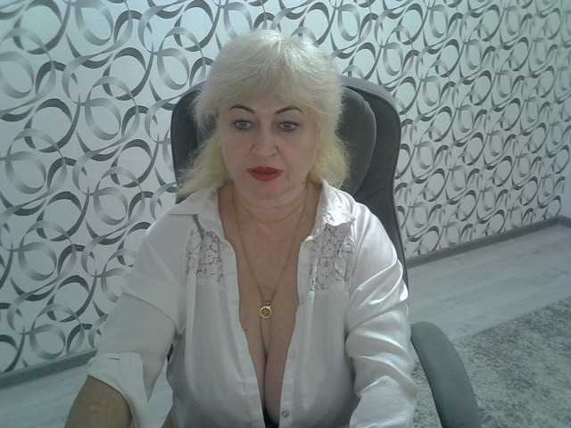 helen88888 live cam on BongaCams