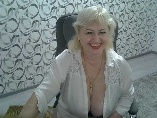 helen88888 live cam on BongaCams