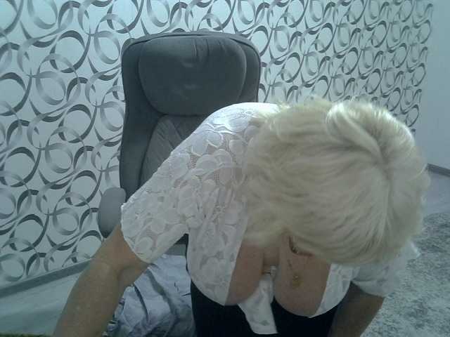 helen88888 live cam on BongaCams
