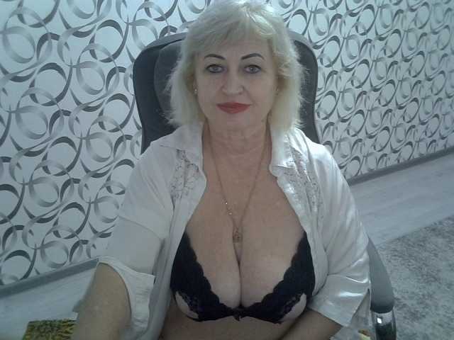helen88888 live cam on BongaCams
