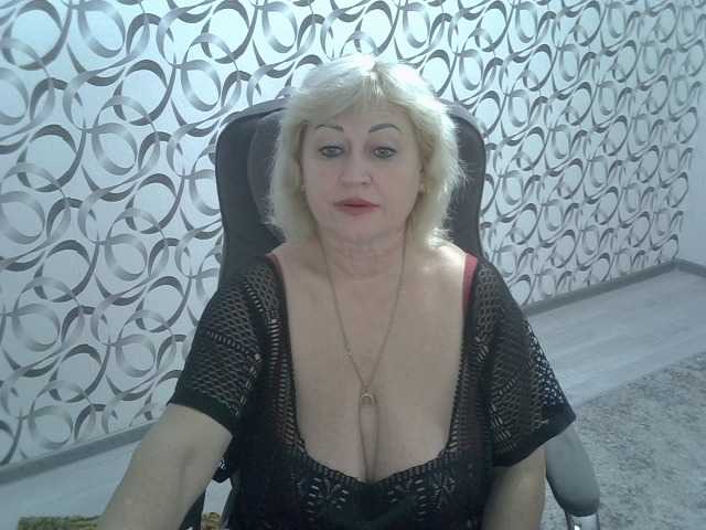 helen88888, en vivo ahora en BongaCams