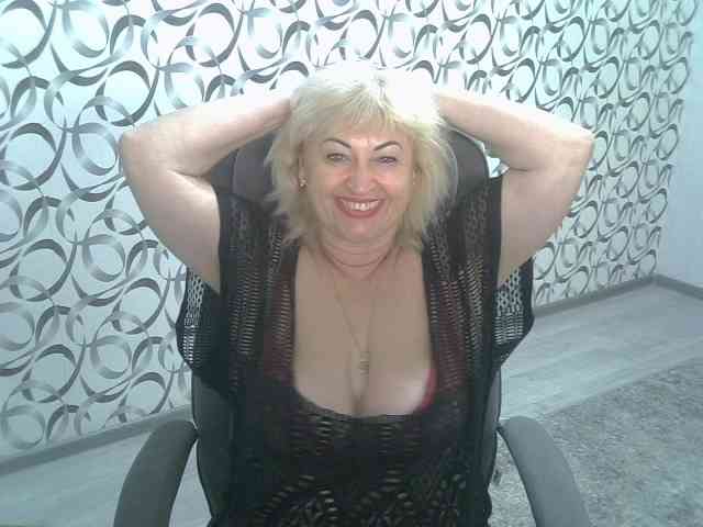 helen88888 Live Webcam on BongaCams