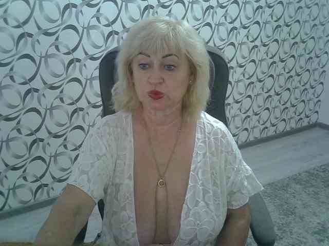 helen88888 Live Webcam on BongaCams