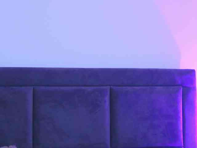 ItalianMoon webcam