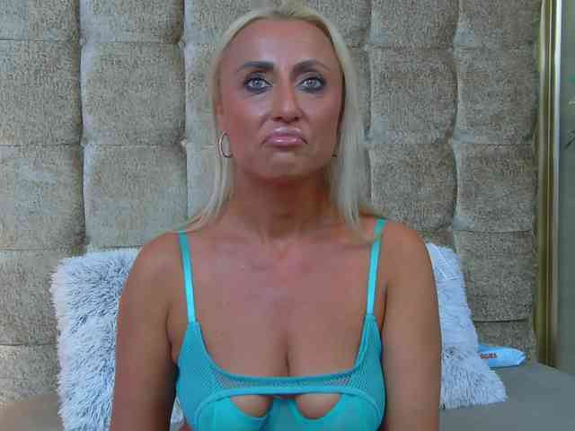 Modella: ItalianMoon