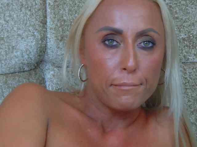 Modella: ItalianMoon