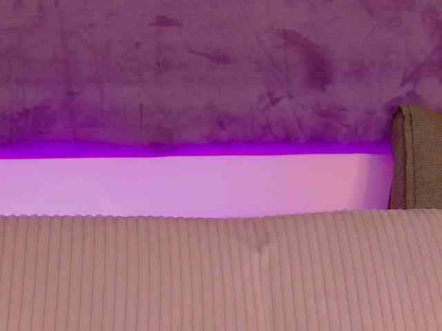 ItalianMoon webcam