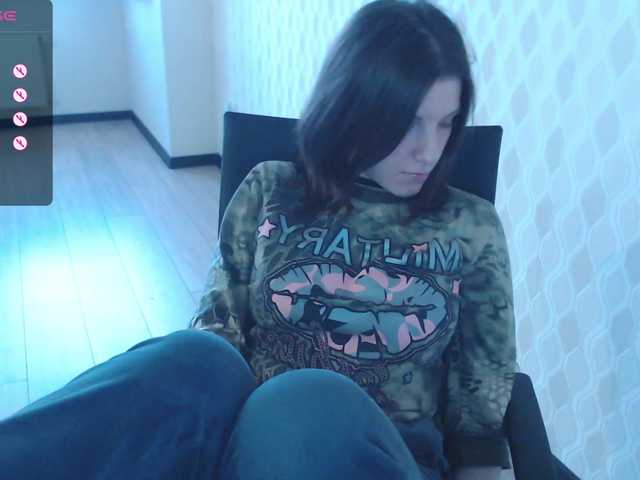 RennaHart's BongaCams show and profile