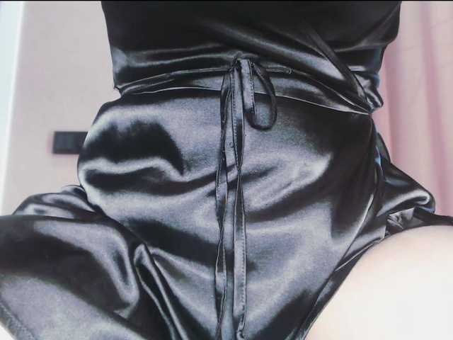 Va-len-cia live cam on BongaCams