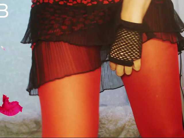 Va-len-cia live webcam show