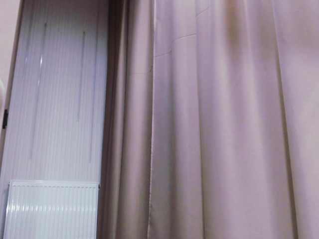 Va-len-cia live cam preview