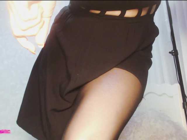 Va-len-cia live webcam show