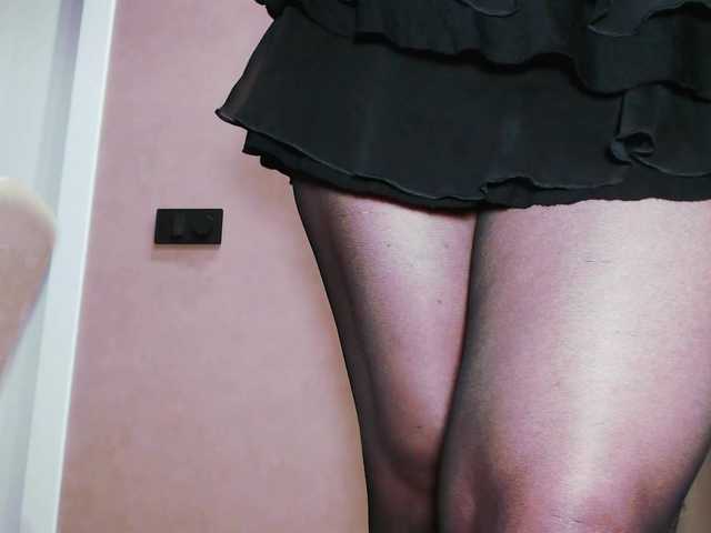 Va-len-cia live cam preview