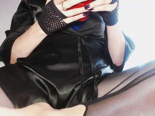 Va-len-cia live cam on BongaCams