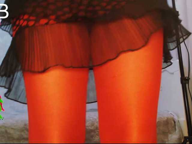 Va-len-cia live cam preview
