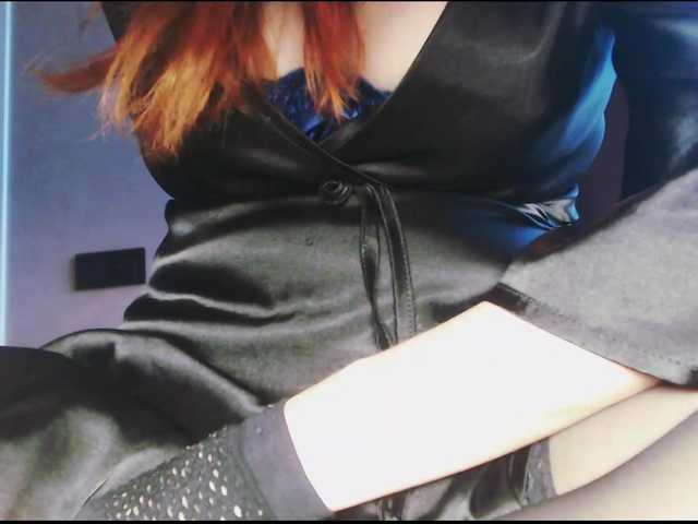 Va-len-cia's BongaCams show and profile