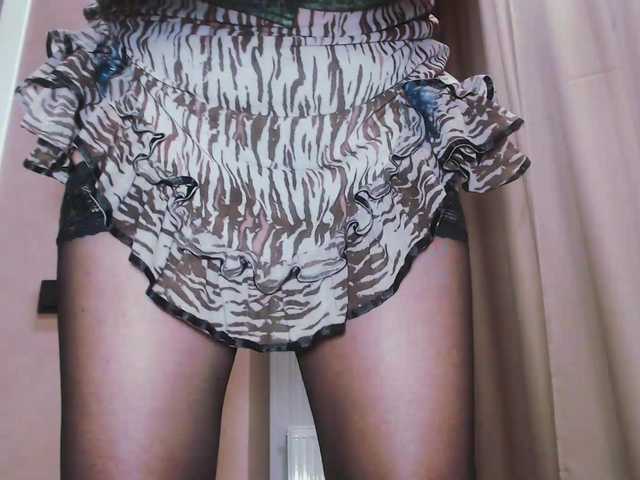 Va-len-cia live cam on BongaCams