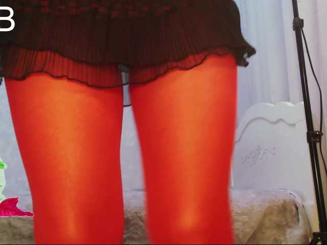 Va-len-cia live cam on BongaCams