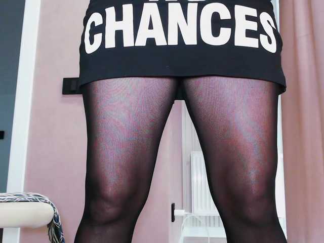 Va-len-cia live cam on BongaCams
