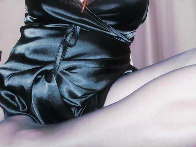 Va-len-cia live cam on BongaCams