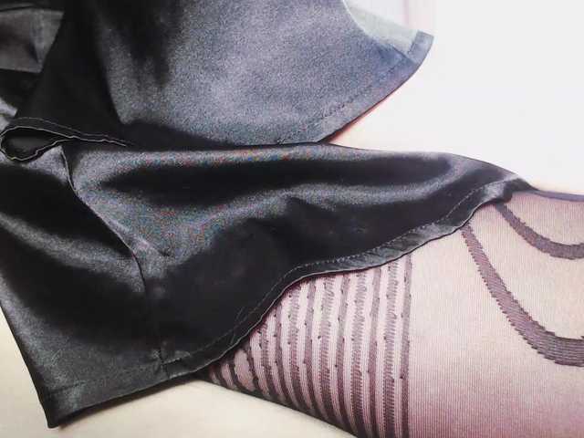 Va-len-cia live cam preview